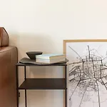 Vintage Parkside Whit Free Parking Near Center Apartament *