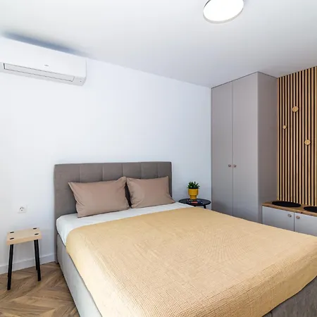 Vintage Parkside Whit Free Parking Near Center Apartament *